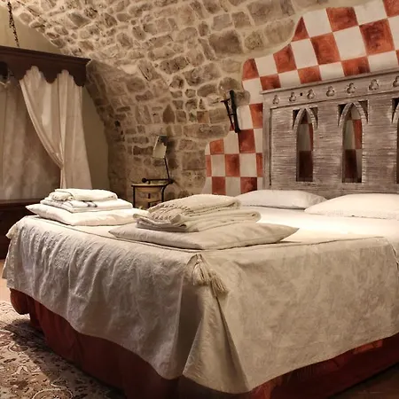 Castello Di Belforte *