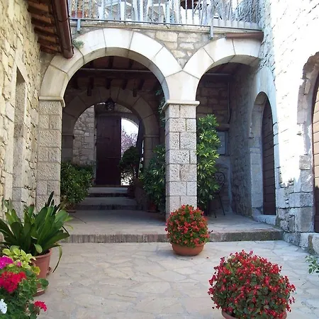 Castello Di Belforte Alojamento de Turismo Rural Todi