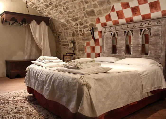 Castello Di Belforte *